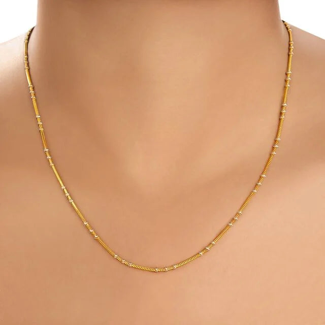 Sleek Modern Gold Chain