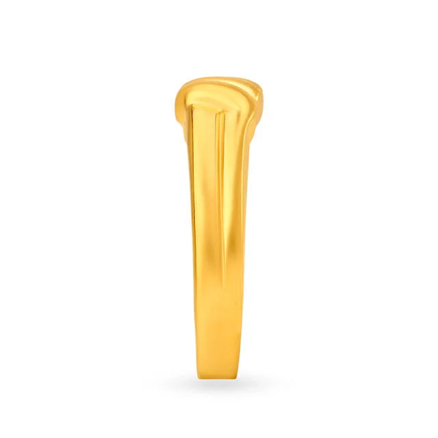 Charming Twisted Motif Gold Ring for Men