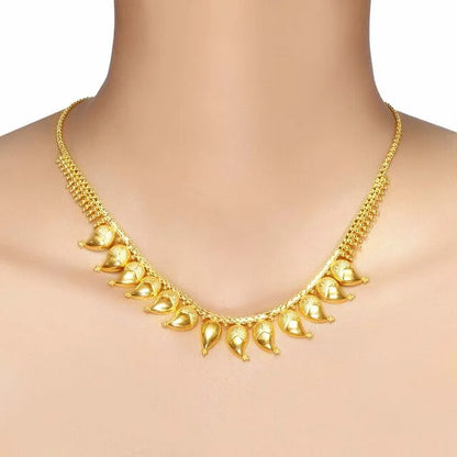 Spellbinding Paisley Necklace