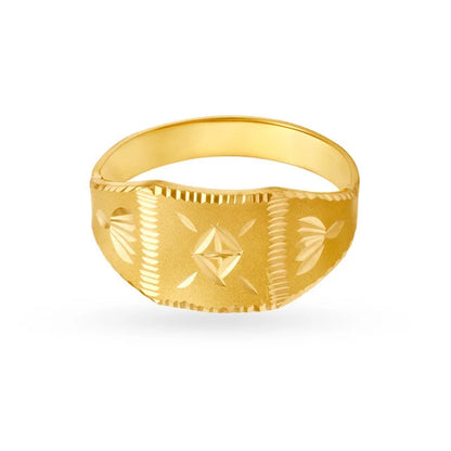 Captivating 22 Karat Yellow Gold Engraved Square Finger Ring