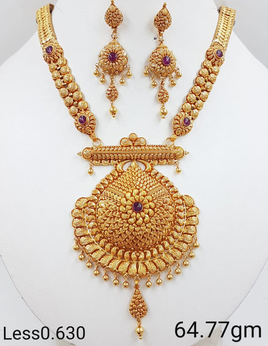 Luxurious Handcrafted Gold Necklace Set for Weddings